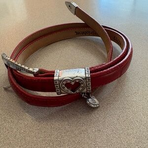 Chic Red Heart Buckle Belt